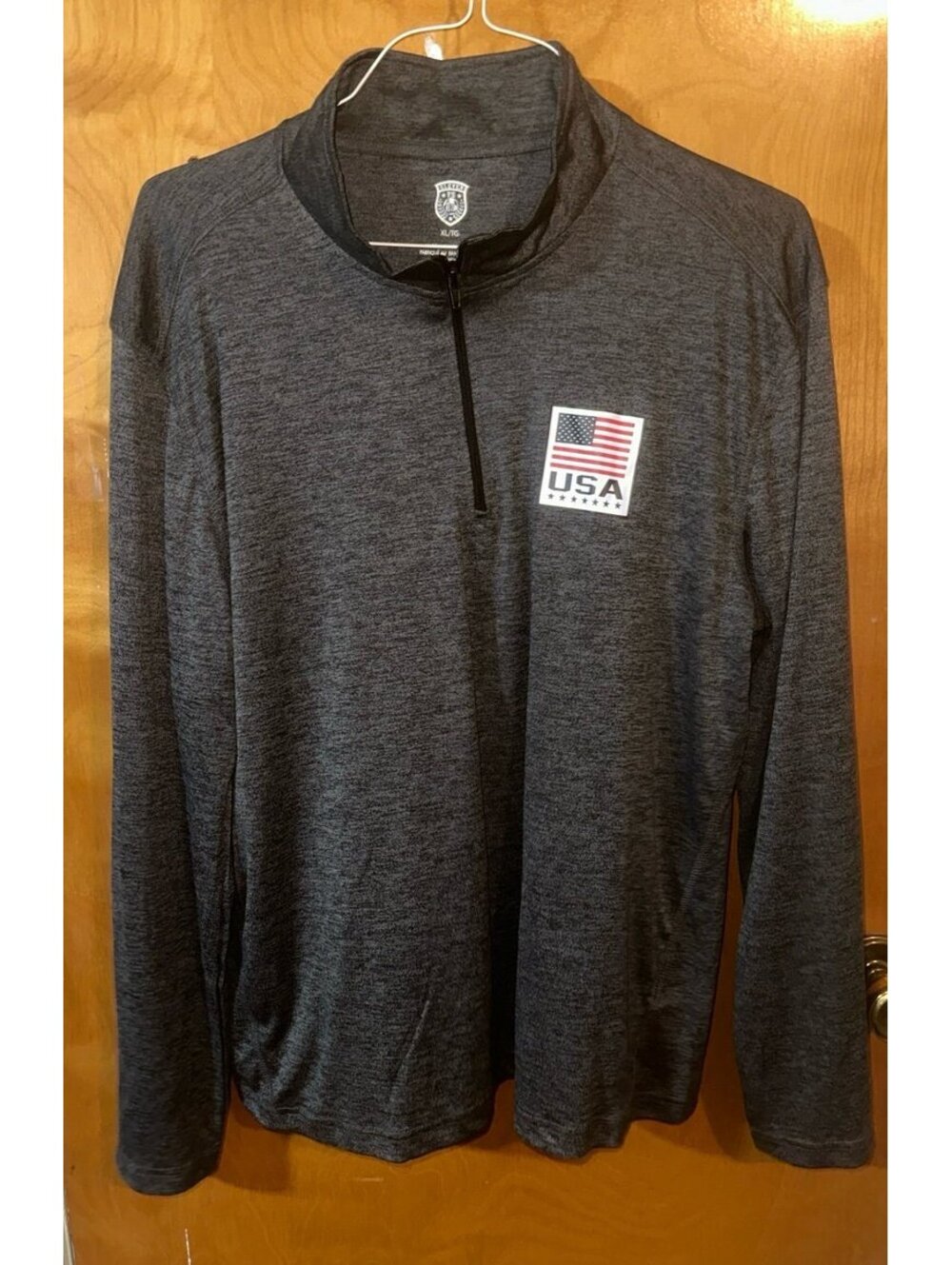 Official USA Soccer quarter zip pullover drifit material size XL